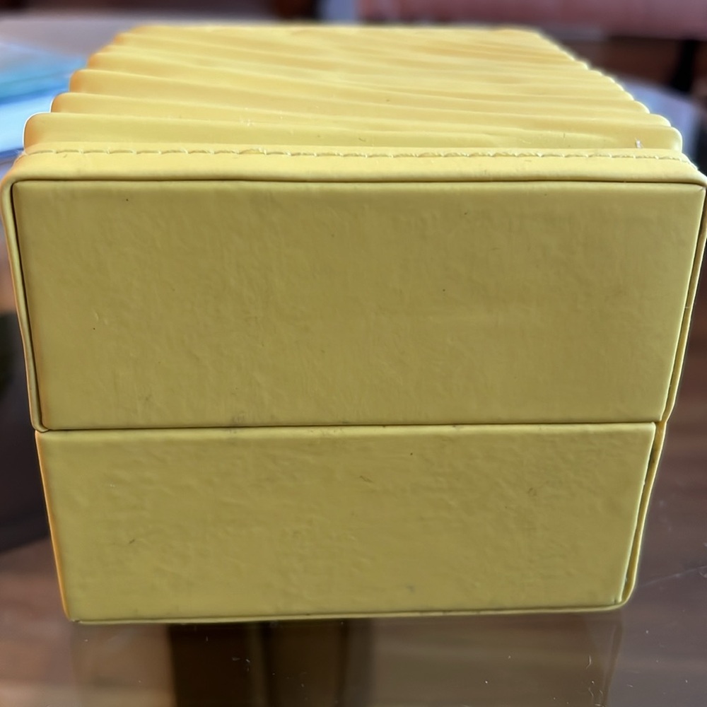 Empty Invicta Watch Box - Picture 4 of 7
